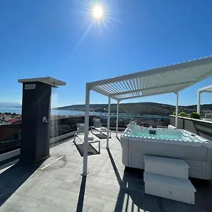 Sky Garden Apartman Trogir