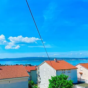 Apartman Avis, Selce